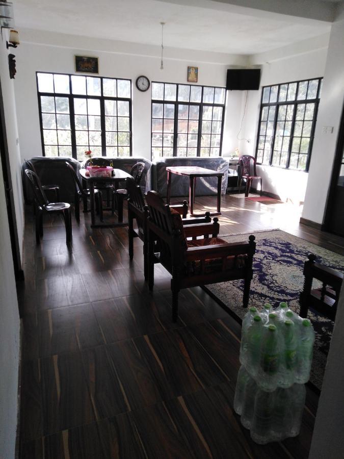Akiko Rest Hotel Nuwara Eliya Bagian luar foto