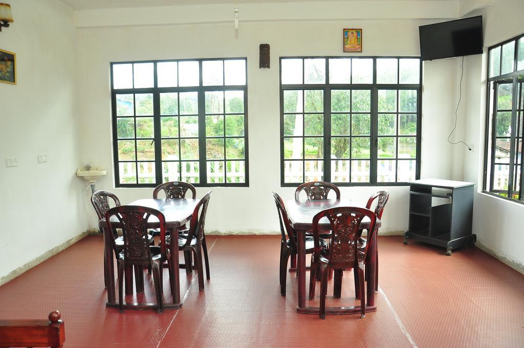 Akiko Rest Hotel Nuwara Eliya Bagian luar foto