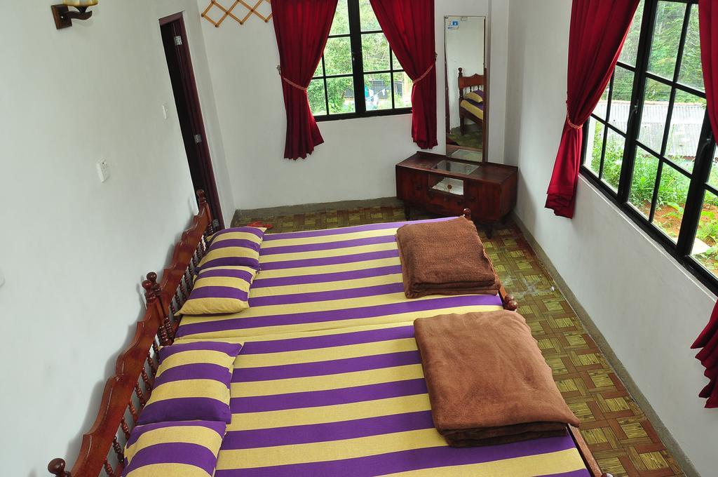 Akiko Rest Hotel Nuwara Eliya Bagian luar foto