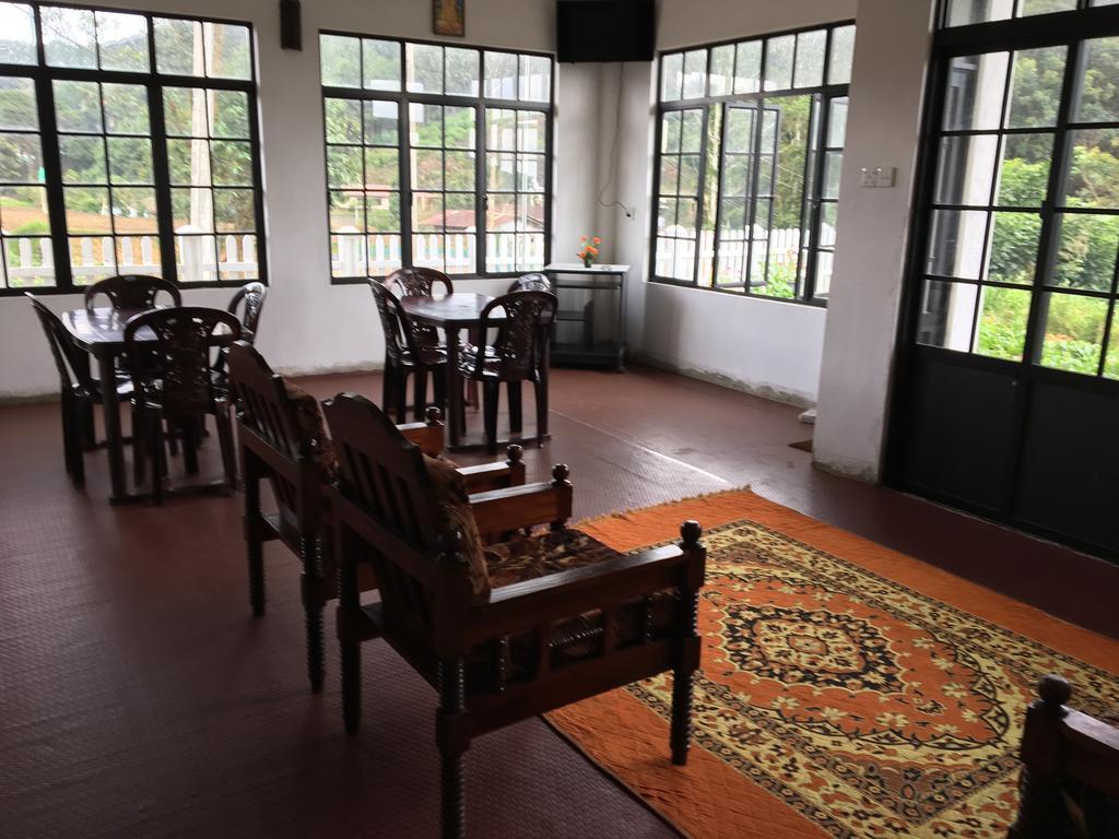 Akiko Rest Hotel Nuwara Eliya Bagian luar foto